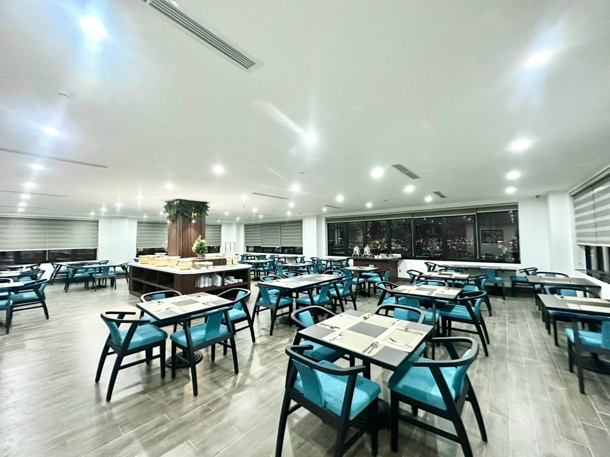 Vian Hotel And Spa Danang Esterno foto